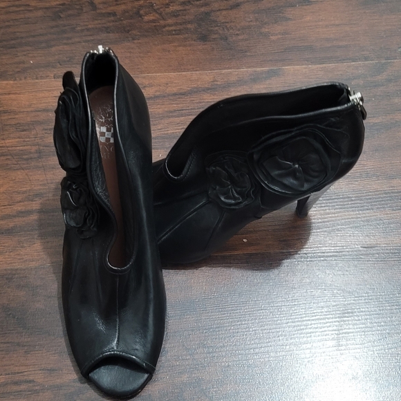 Vince Camuto Ankle Bootie - Picture 2 of 5